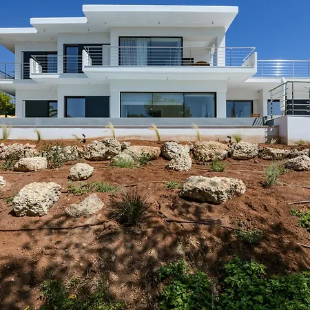 On The Rocks Villa