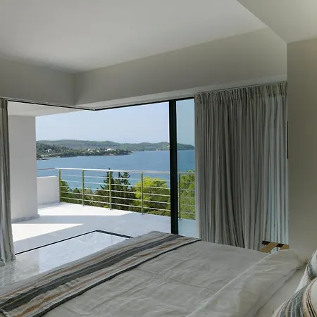 On The Rocks Villa *