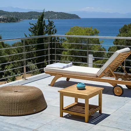 On The Rocks Βίλα *